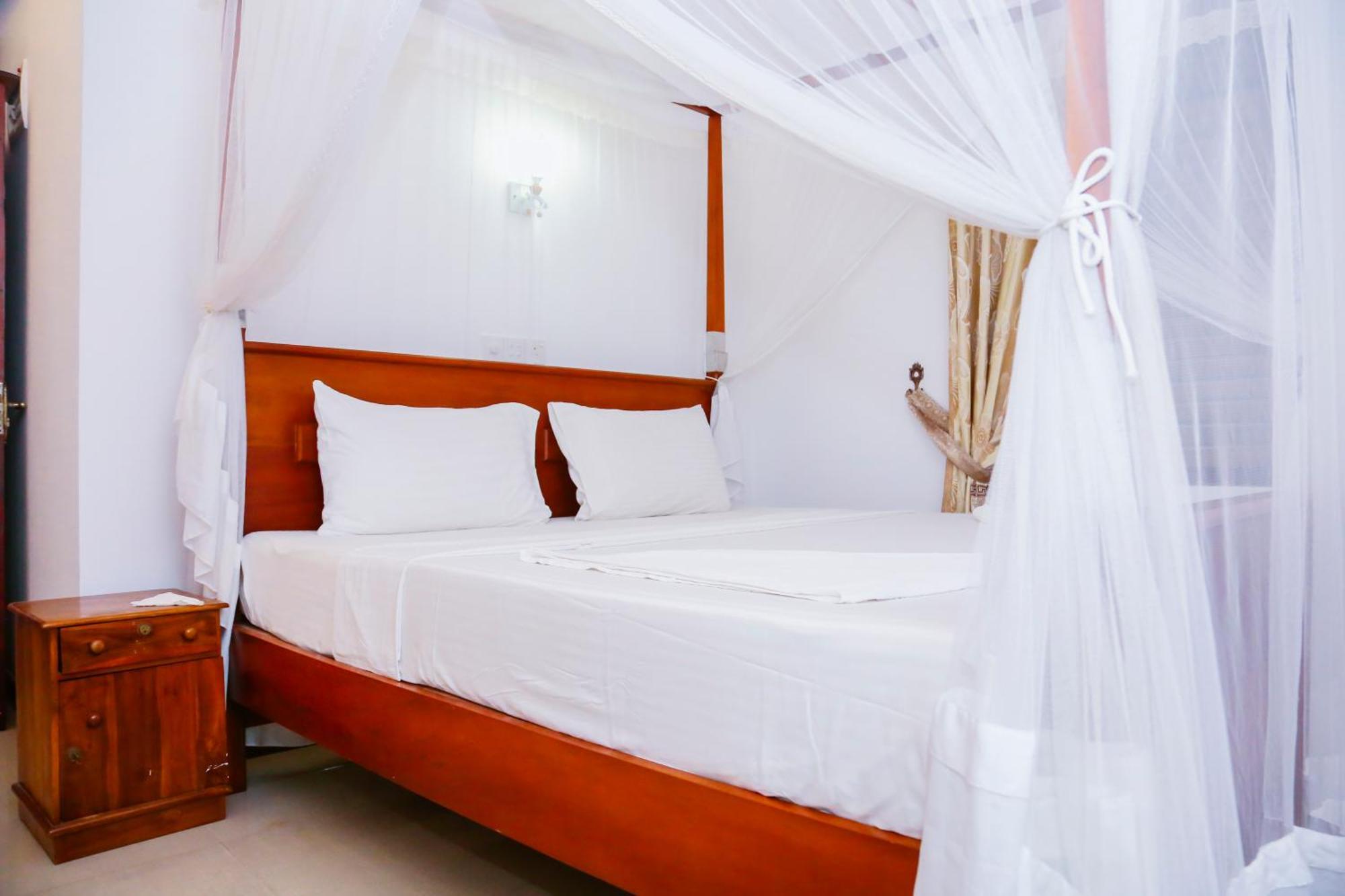 Eden Villa Hikkaduwa Kamer foto